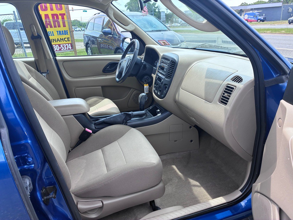 2007 Ford Escape Image 13
