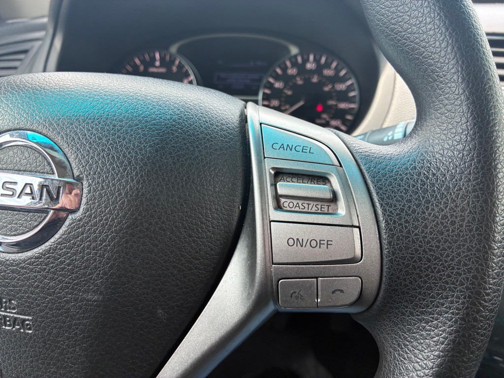 2015 Nissan Altima Image 17