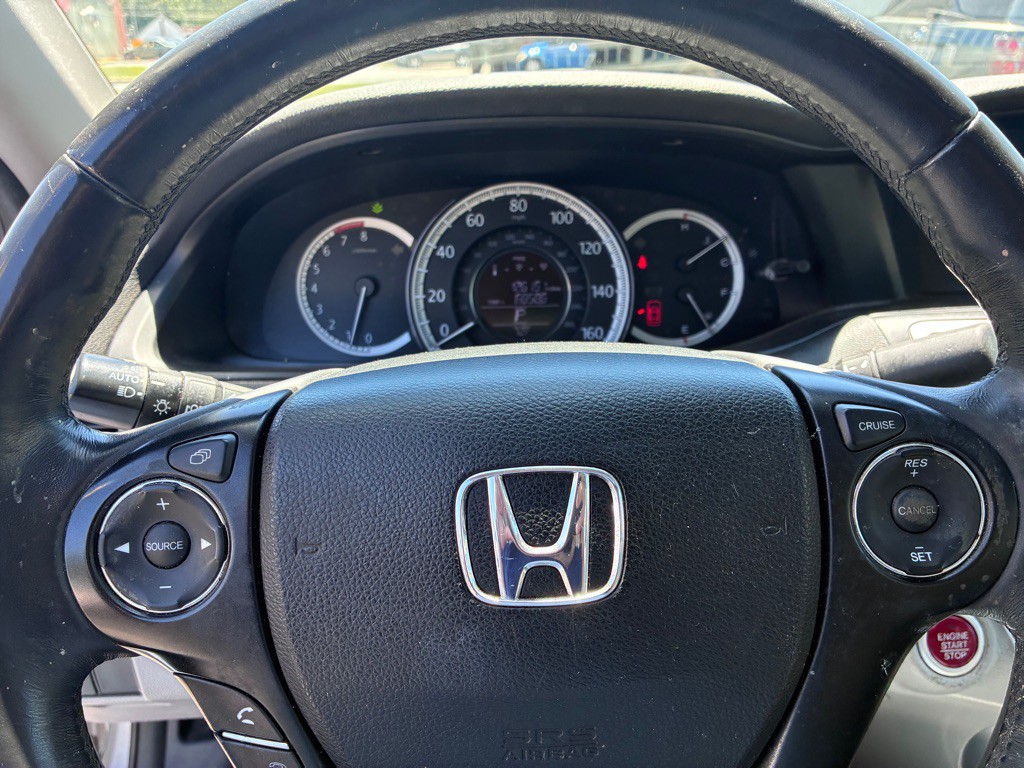 2015 Honda Accord Image 8