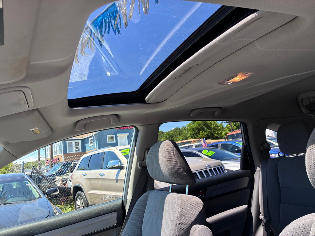 2010 Honda CR-V Image 17