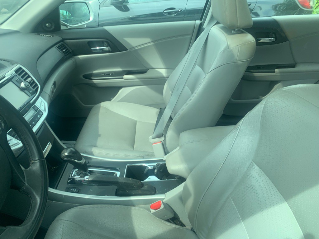 2010 Honda CR-V Image 24