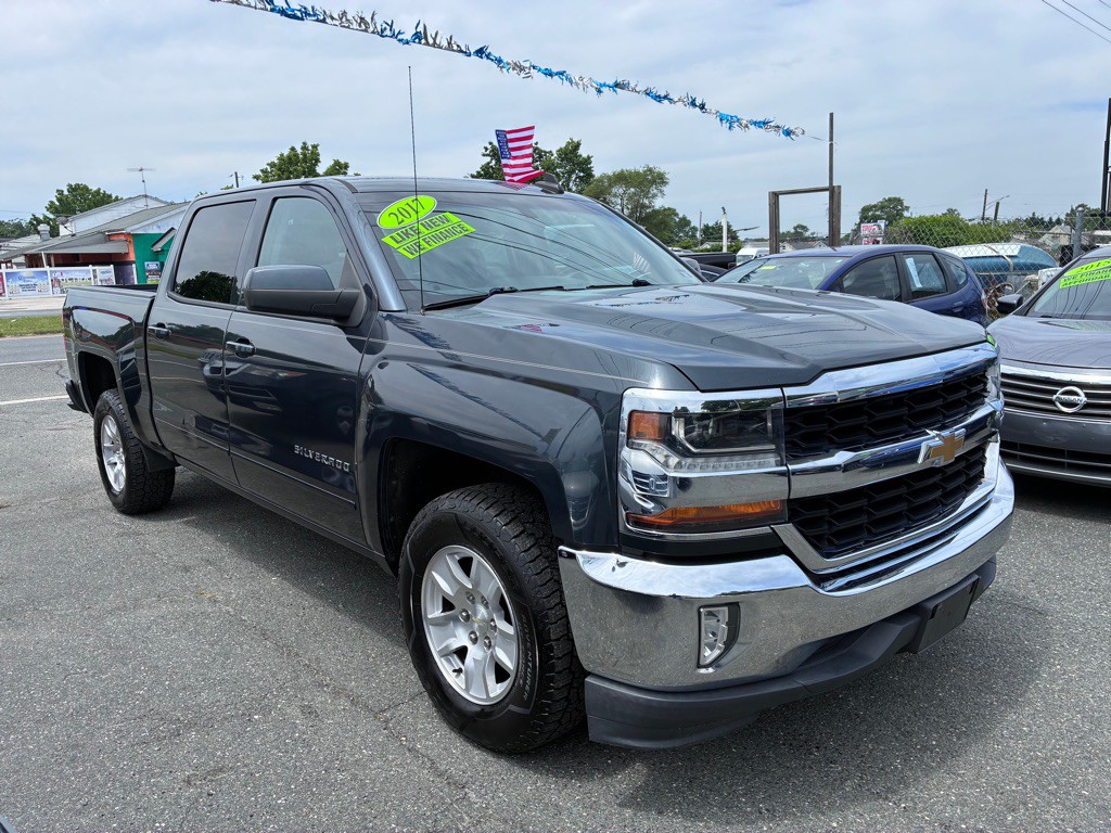 2017 Chevrolet Silverado 1500 Image 3