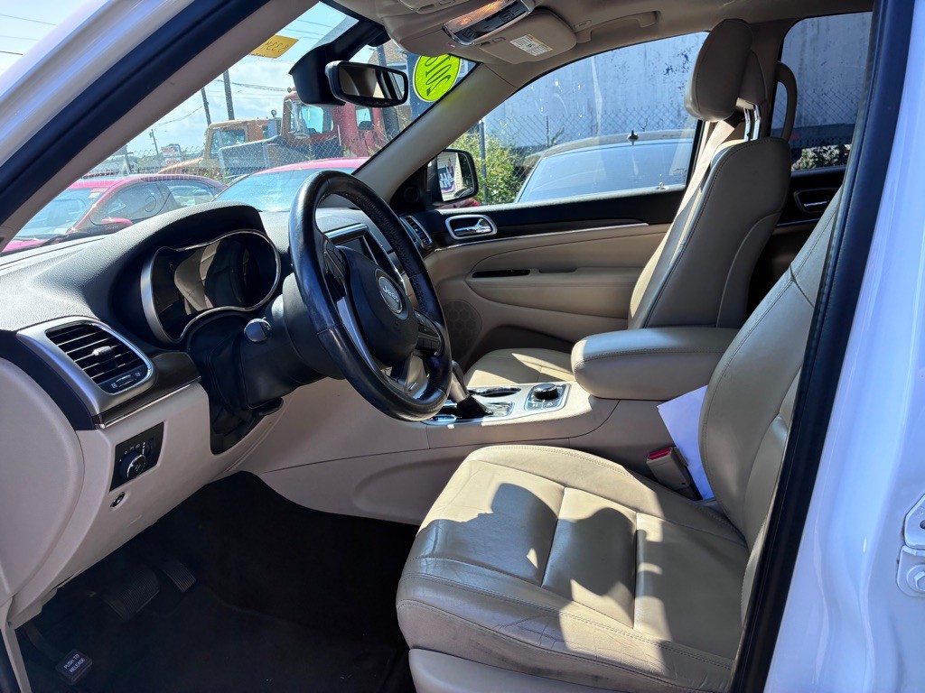 2018 Jeep Grand Cherokee Image 8