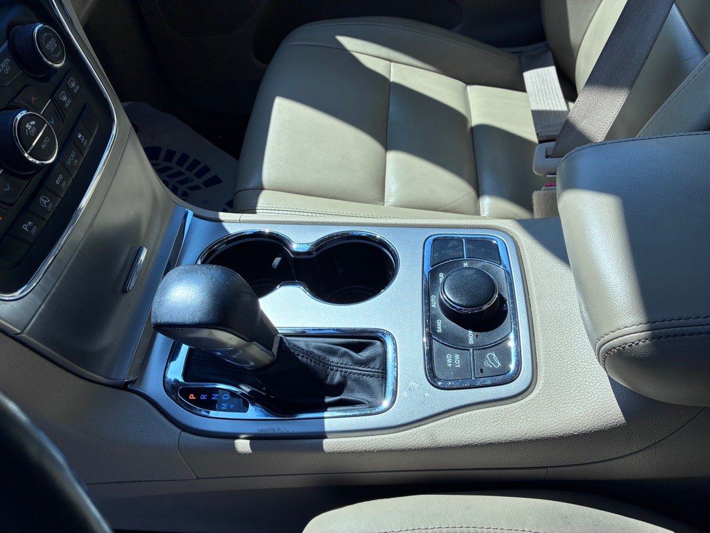 2018 Jeep Grand Cherokee Image 12