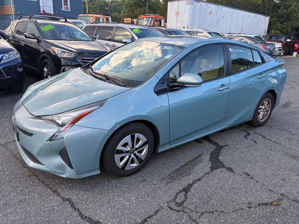 2016 Toyota Prius Image 4