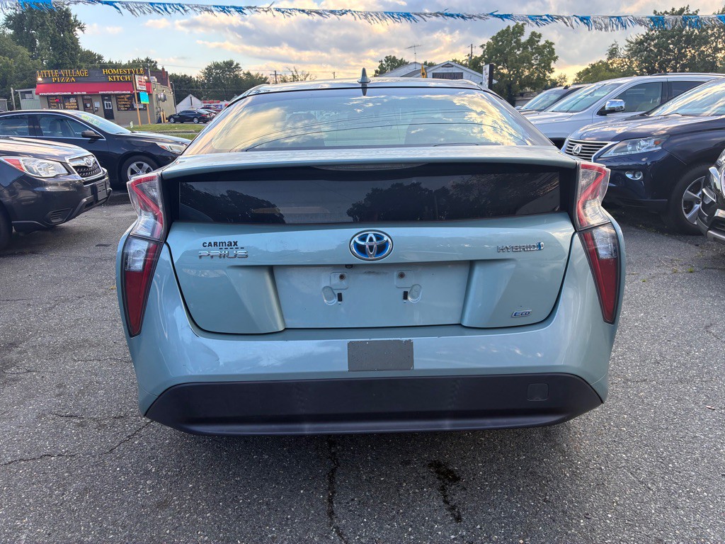 2016 Toyota Prius Image 6
