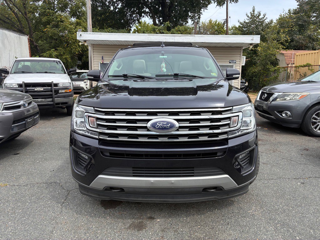 2021 Ford Expedition Image 2