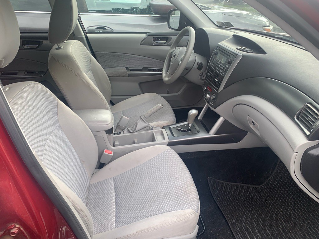 2011 Subaru Forester Image 13