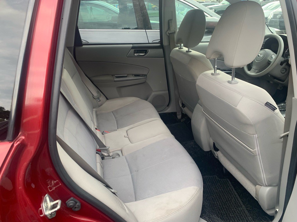 2011 Subaru Forester Image 27
