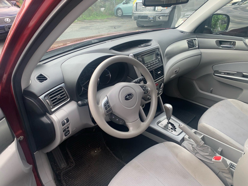 2011 Subaru Forester Image 30