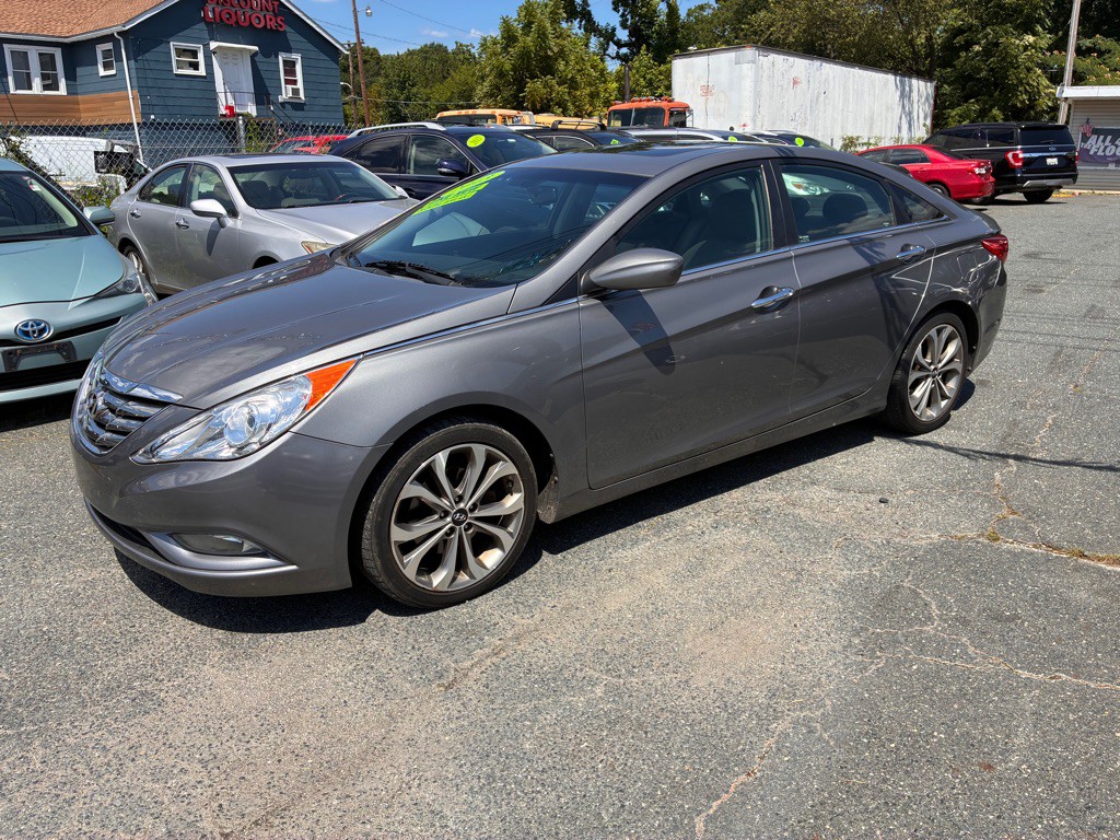 2013 Hyundai Sonata Image 4