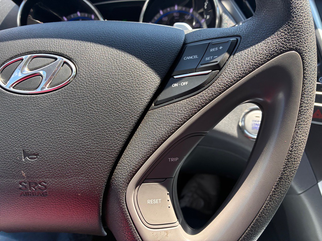 2013 Hyundai Sonata Image 11