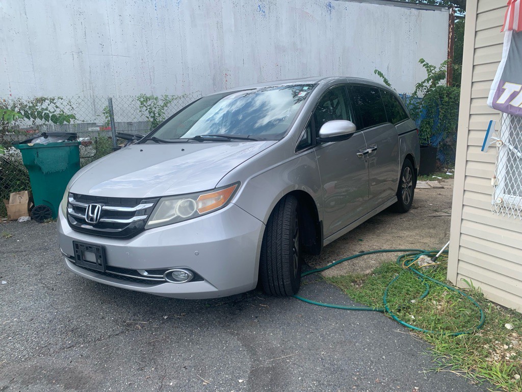 2015 Honda Odyssey Image 3