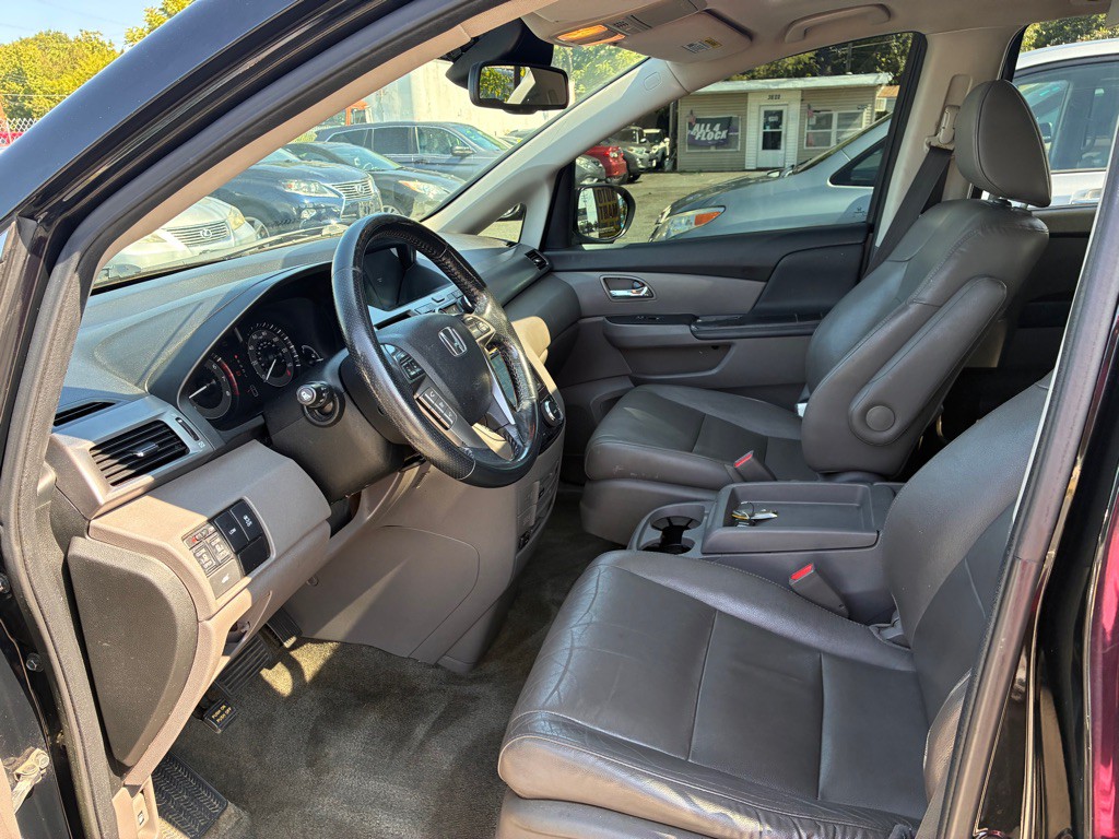 2014 Honda Odyssey Image 19