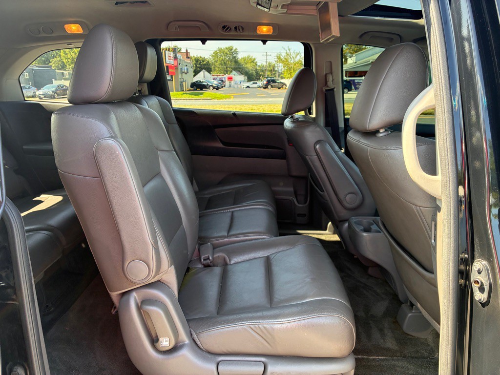 2014 Honda Odyssey Image 27