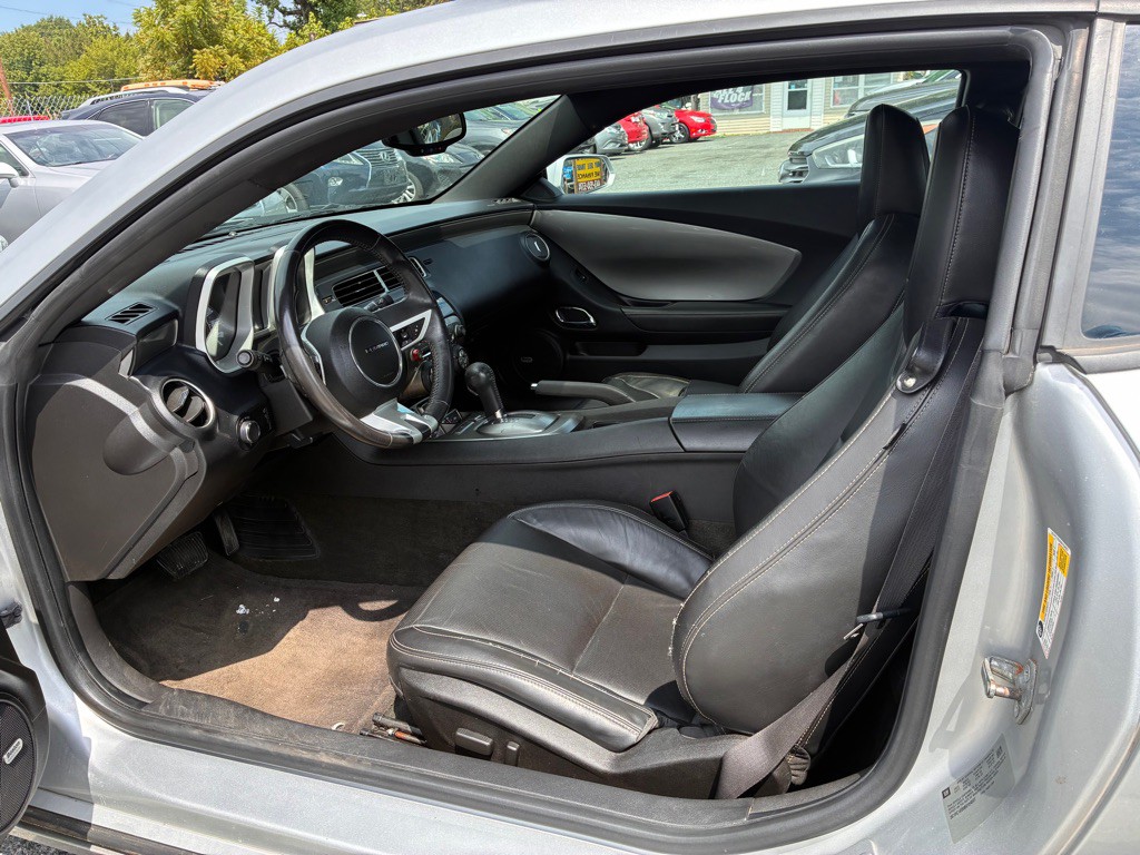 2011 Chevrolet Camaro Image 17