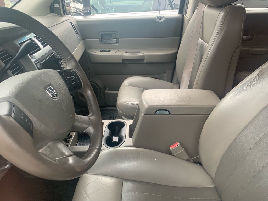 2005 Dodge Durango Image 6