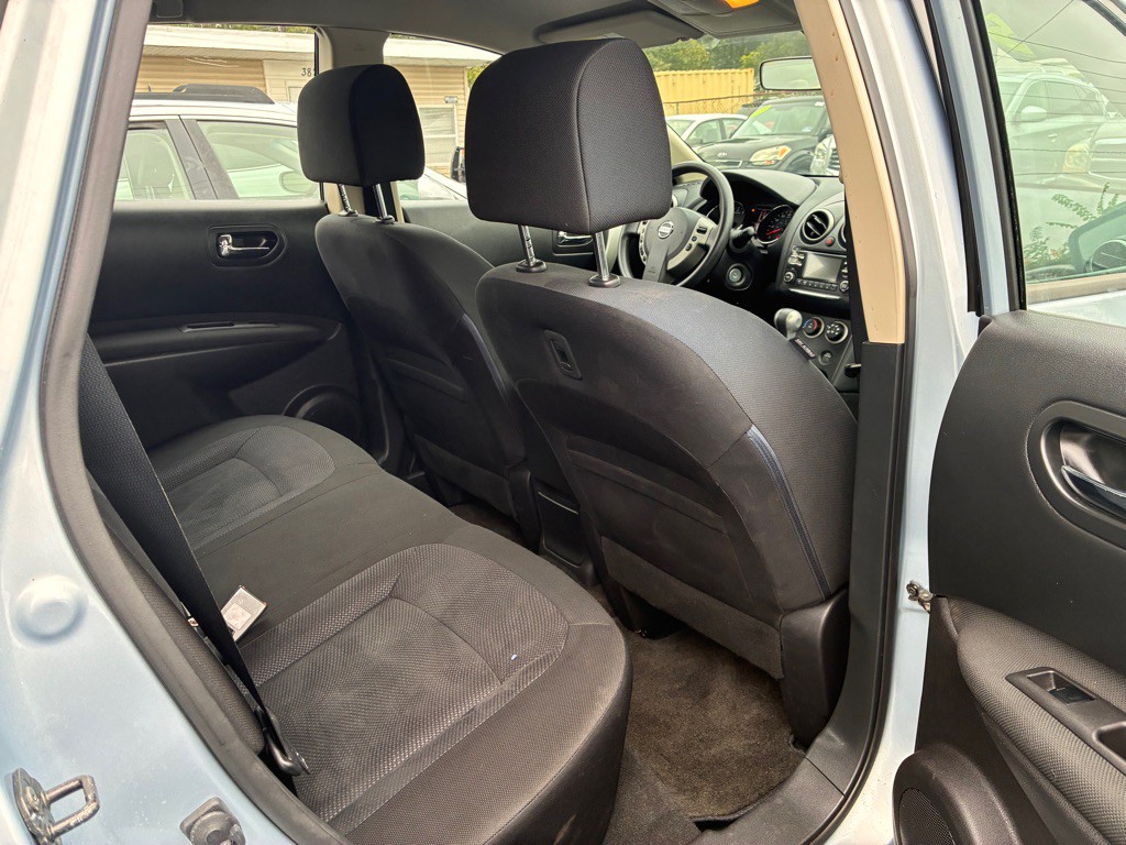 2015 Nissan Rogue Image 13