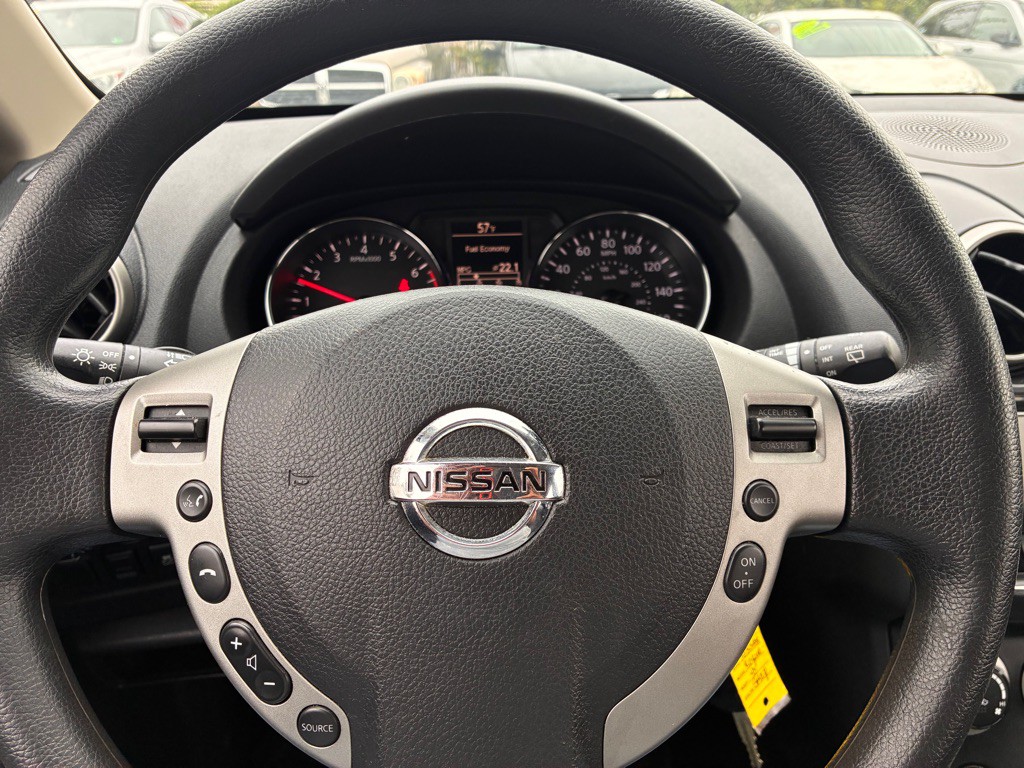 2015 Nissan Rogue Image 15