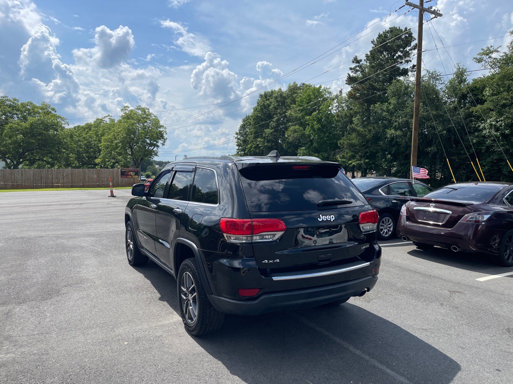 2018 Jeep Grand Cherokee Image 4