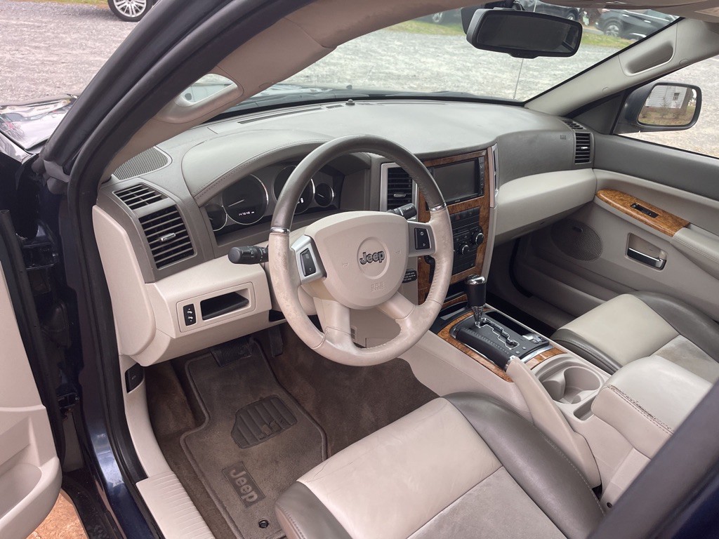 2009 Jeep Grand Cherokee Image 8
