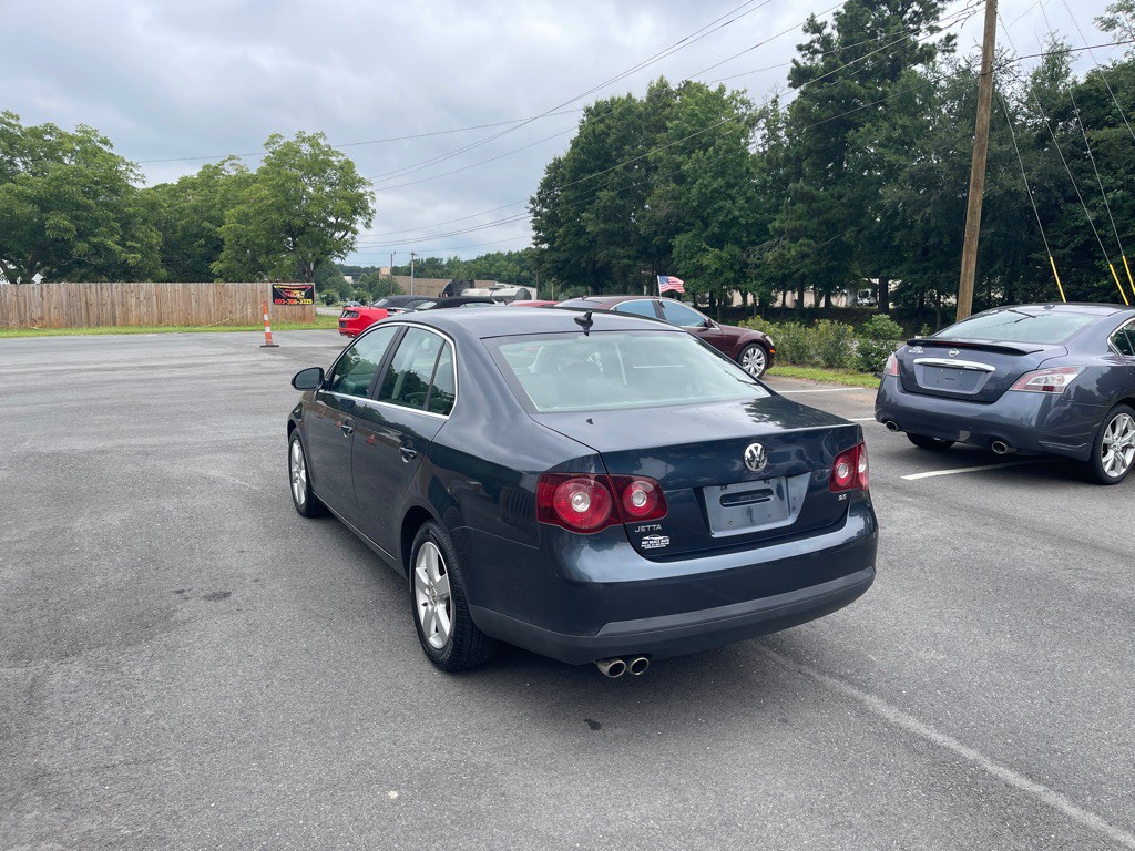 2008 Volkswagen Jetta Image 4