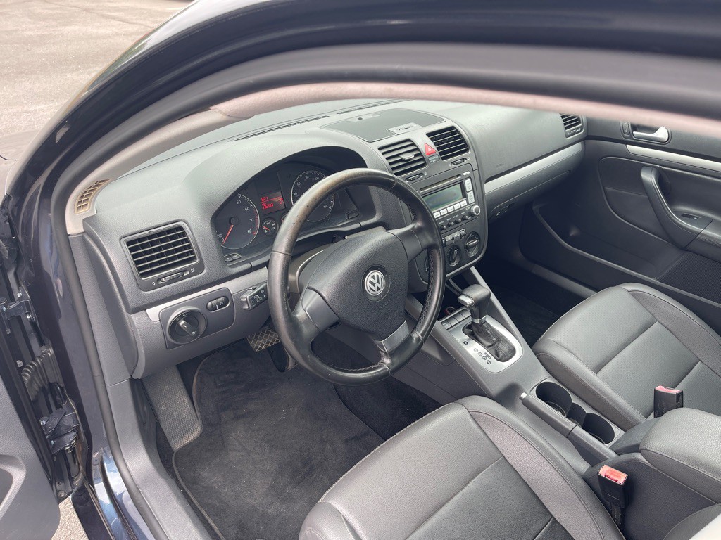 2008 Volkswagen Jetta Image 8