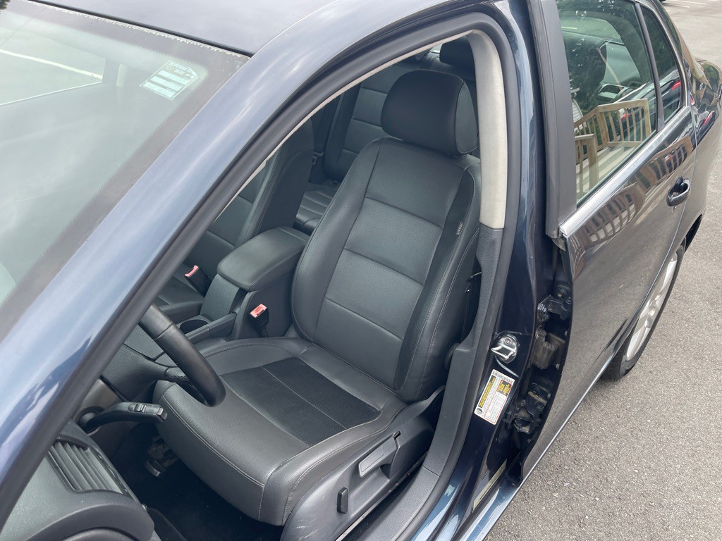2008 Volkswagen Jetta Image 9