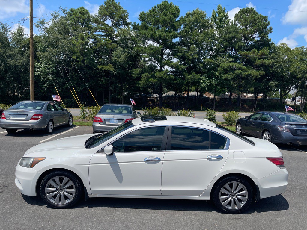 2011 Honda Accord Image 3