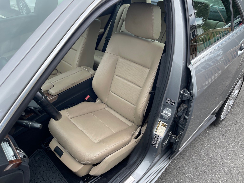2013 Mercedes-Benz E-Class Image 9
