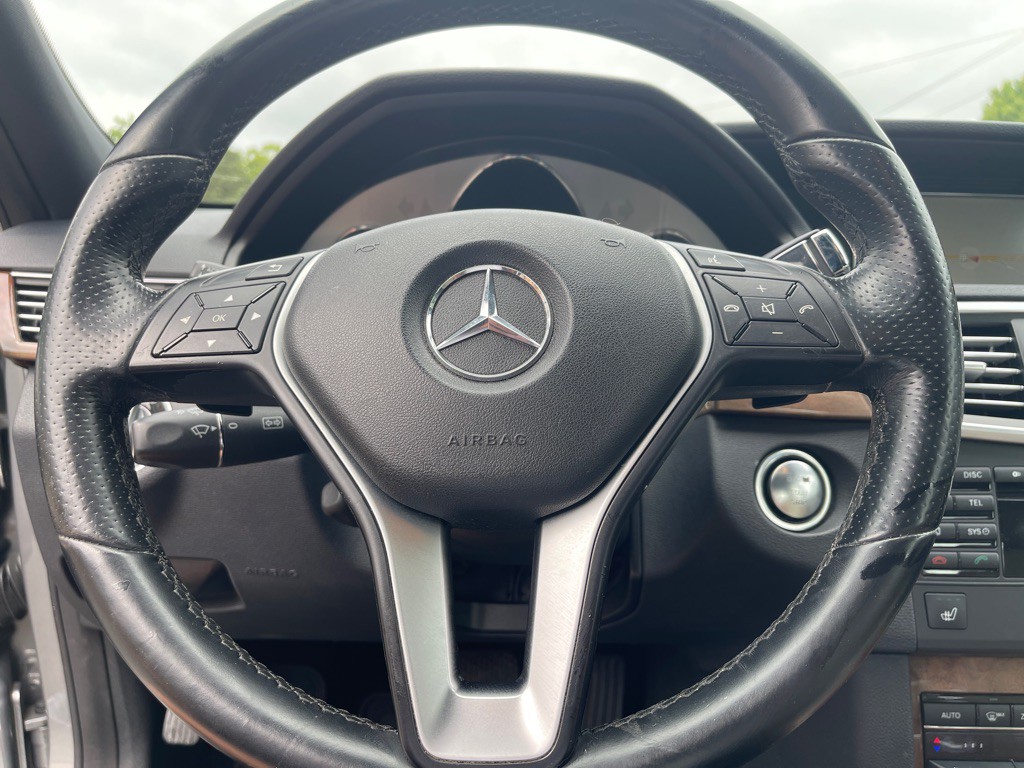2013 Mercedes-Benz E-Class Image 23