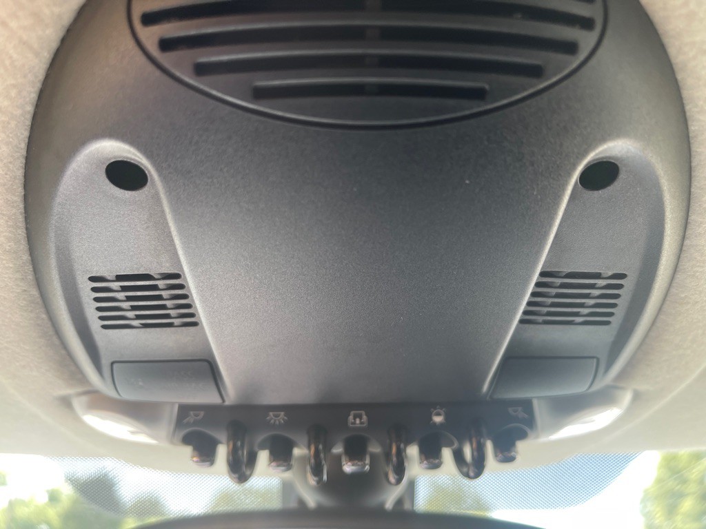 2013 MINI Cooper Image 22