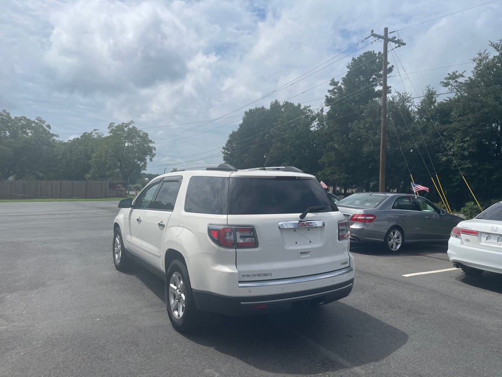 2015 GMC Acadia Image 4