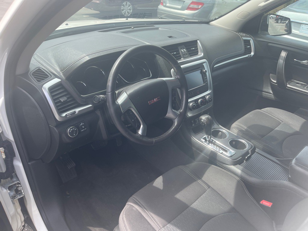 2015 GMC Acadia Image 8