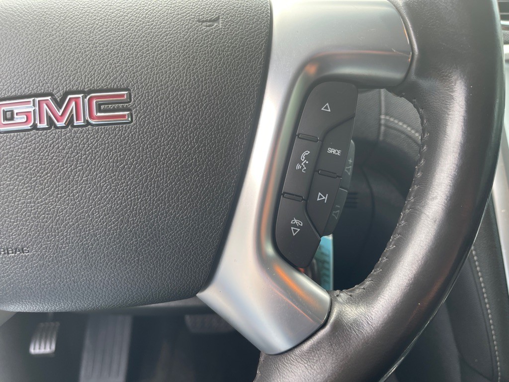 2015 GMC Acadia Image 24