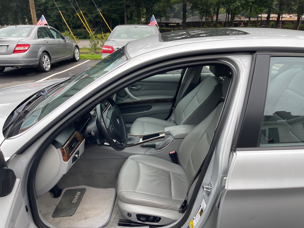 2009 BMW 3 Series Image 7