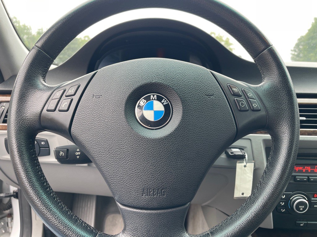 2009 BMW 3 Series Image 20