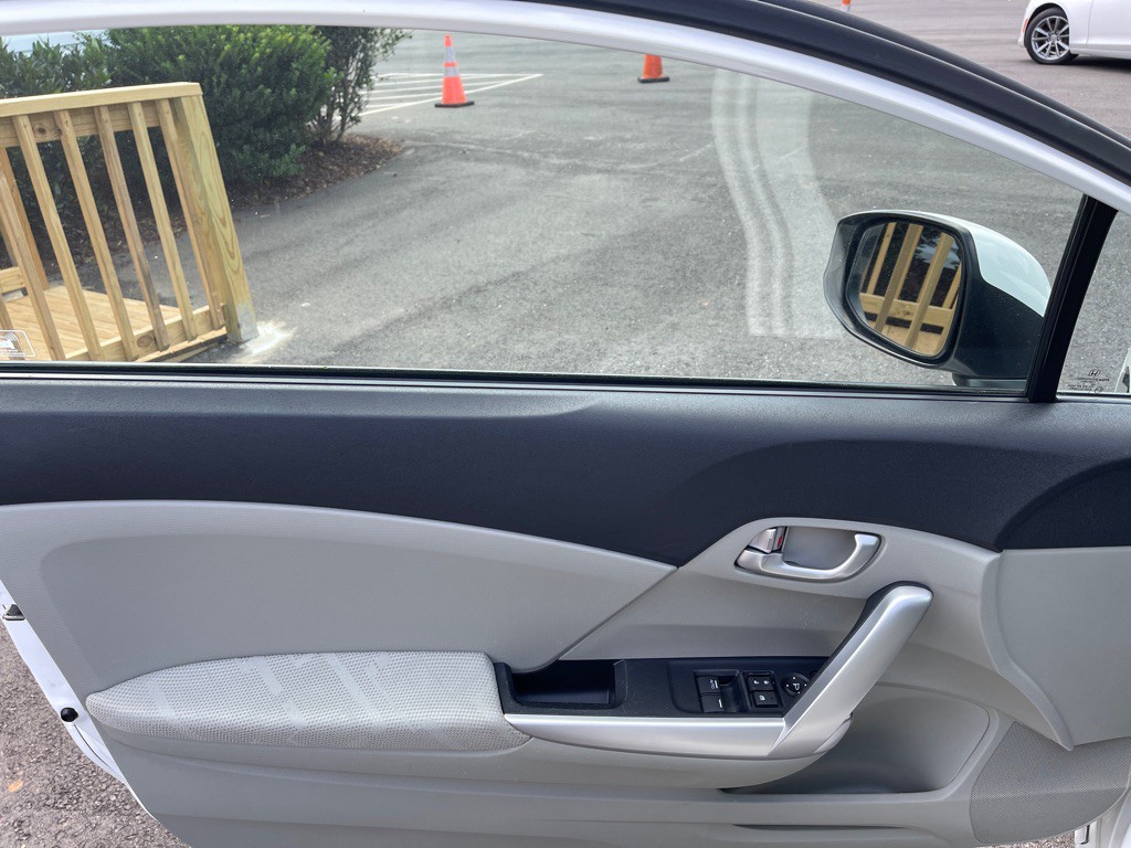 2012 Honda Civic Image 10