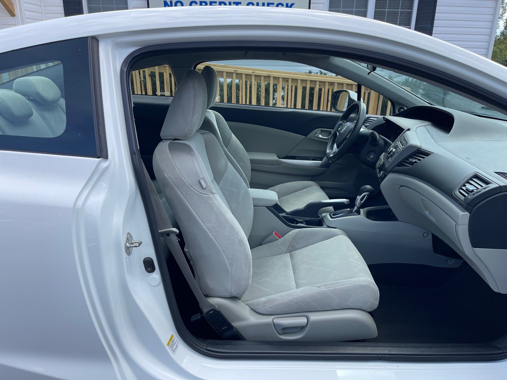 2012 Honda Civic Image 12