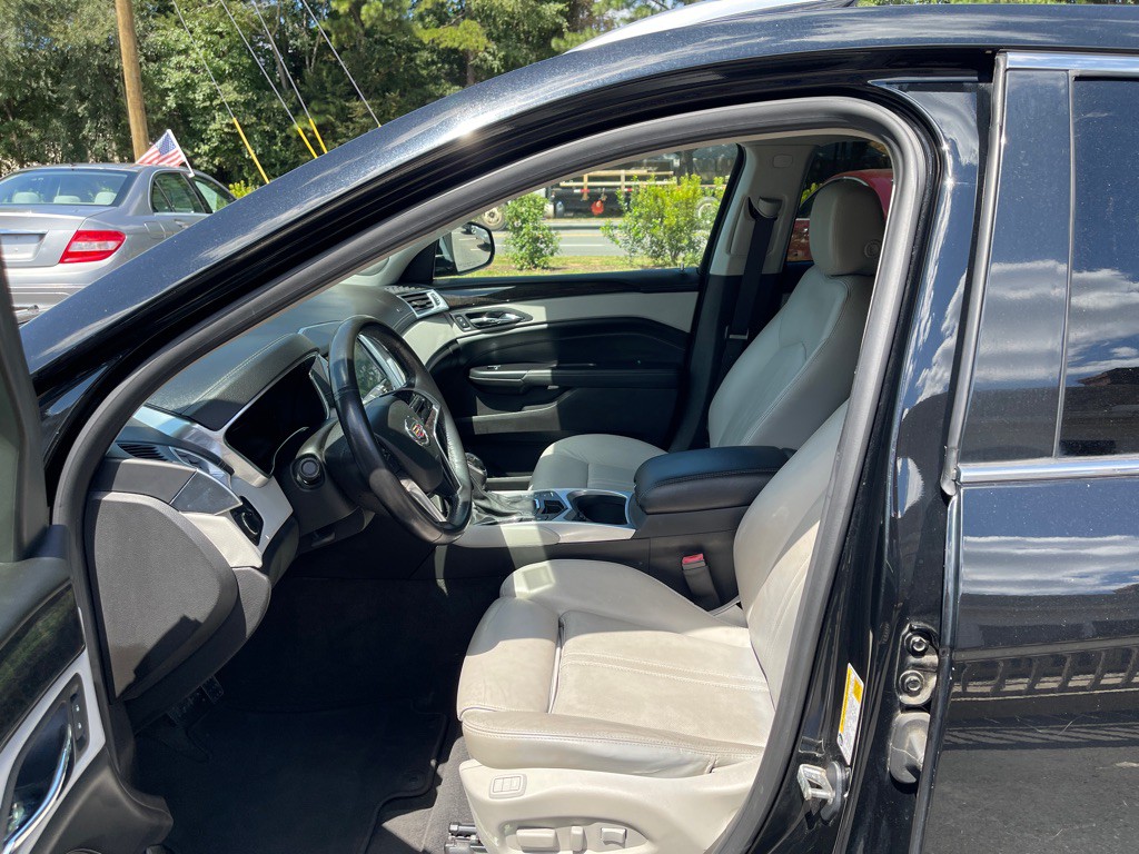 2016 Cadillac SRX Image 8