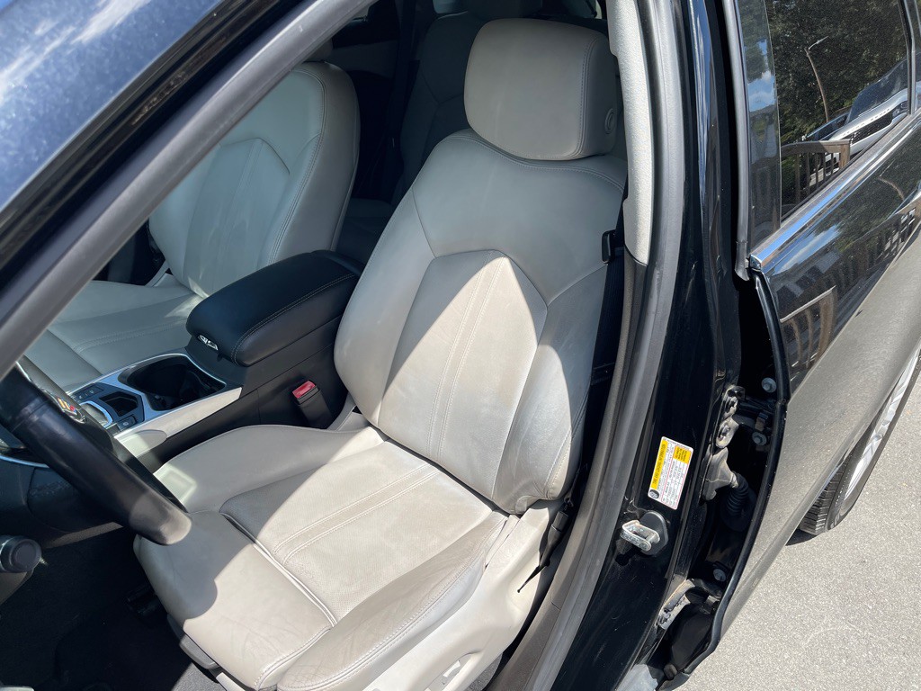 2016 Cadillac SRX Image 10