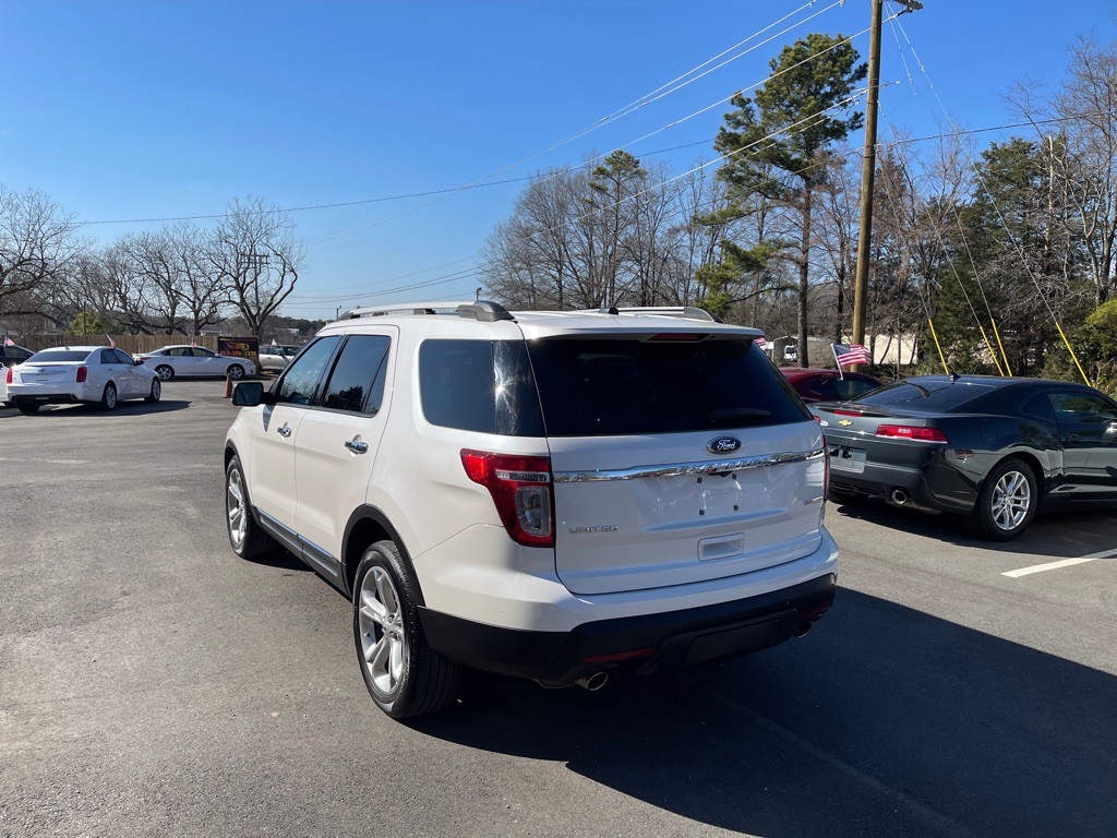 2015 Ford Explorer Image 4