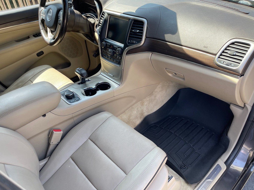 2015 Jeep Grand Cherokee Image 14