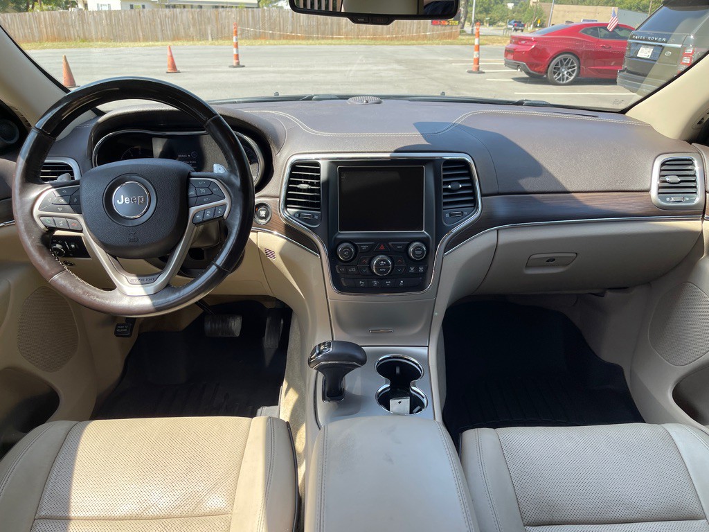 2015 Jeep Grand Cherokee Image 18