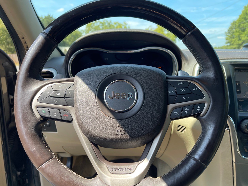 2015 Jeep Grand Cherokee Image 23