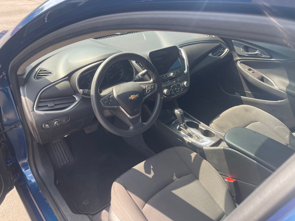 2019 Chevrolet Malibu Image 8