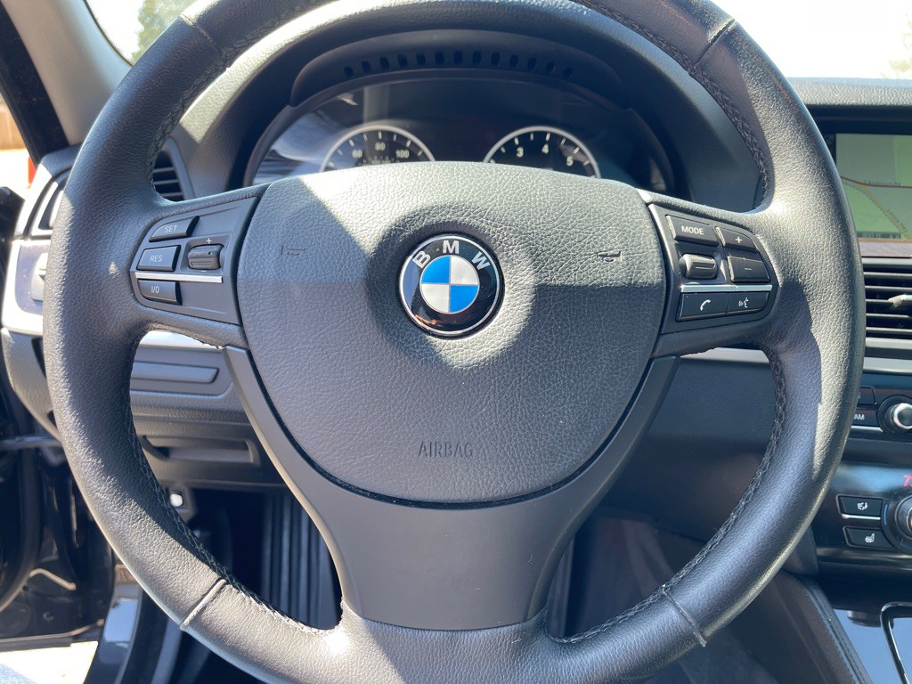 2013 BMW 5 Series Image 22