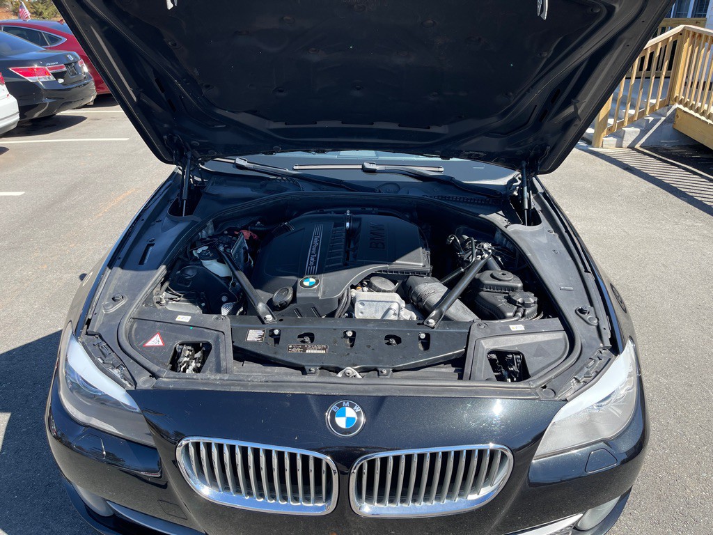 2013 BMW 5 Series Image 26