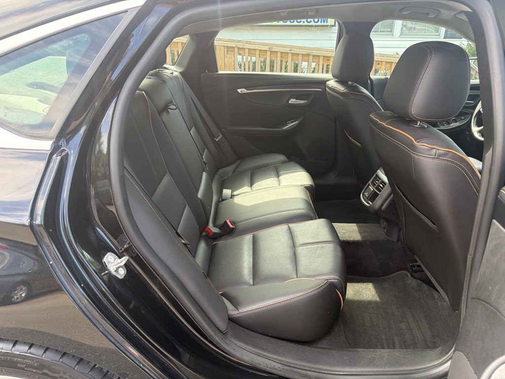 2018 Chevrolet Impala Image 12