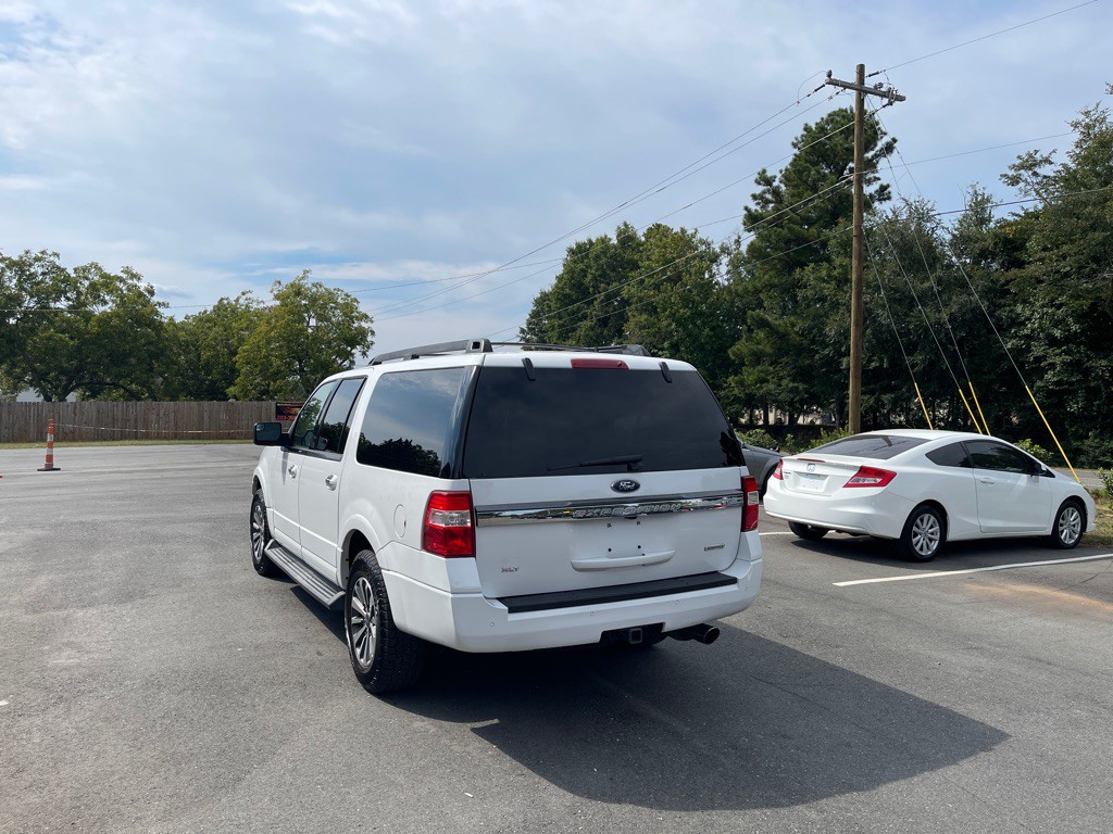 2017 Ford Expedition Image 4